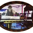 Exposition qui met en évidence les liens qui unissent l'artisan et l'artiste.