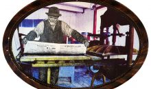 Exposition qui met en évidence les liens qui unissent l'artisan et l'artiste.