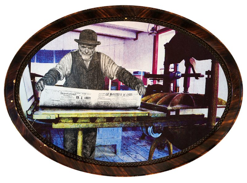 Exposition qui met en évidence les liens qui unissent l'artisan et l'artiste.