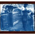 Exposition qui met en évidence les liens qui unissent l'artisan et l'artiste.