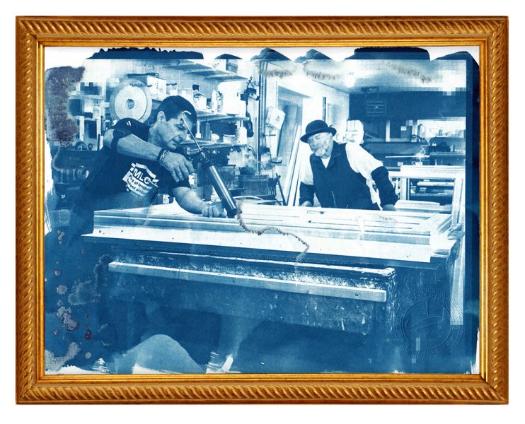 Exposition qui met en évidence les liens qui unissent l'artisan et l'artiste.