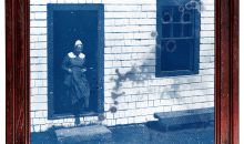 Exposition qui met en évidence les liens qui unissent l'artisan et l'artiste.