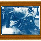 Exposition qui met en évidence les liens qui unissent l'artisan et l'artiste.