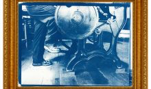 Exposition qui met en évidence les liens qui unissent l'artisan et l'artiste.