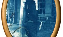 Exposition qui met en évidence les liens qui unissent l'artisan et l'artiste.