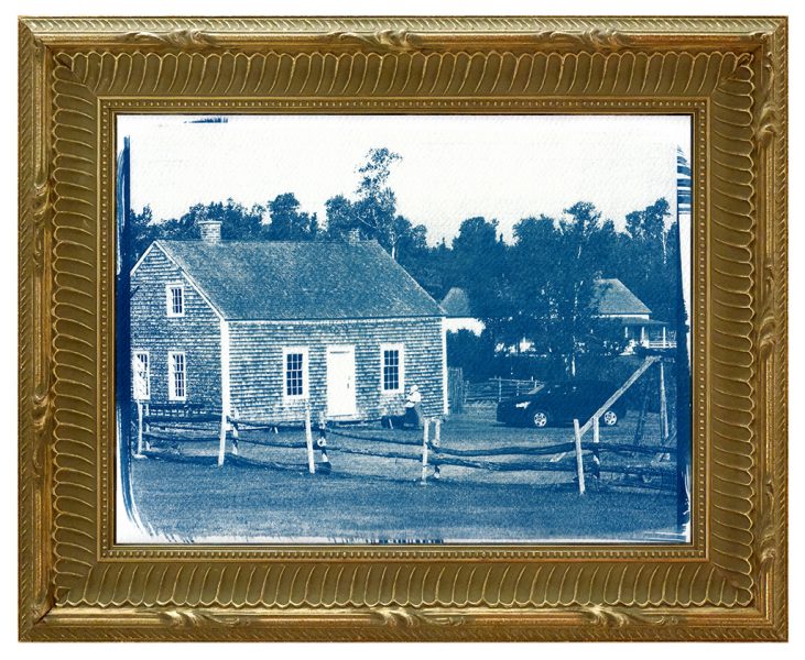 Exposition qui met en évidence les liens qui unissent l'artisan et l'artiste.